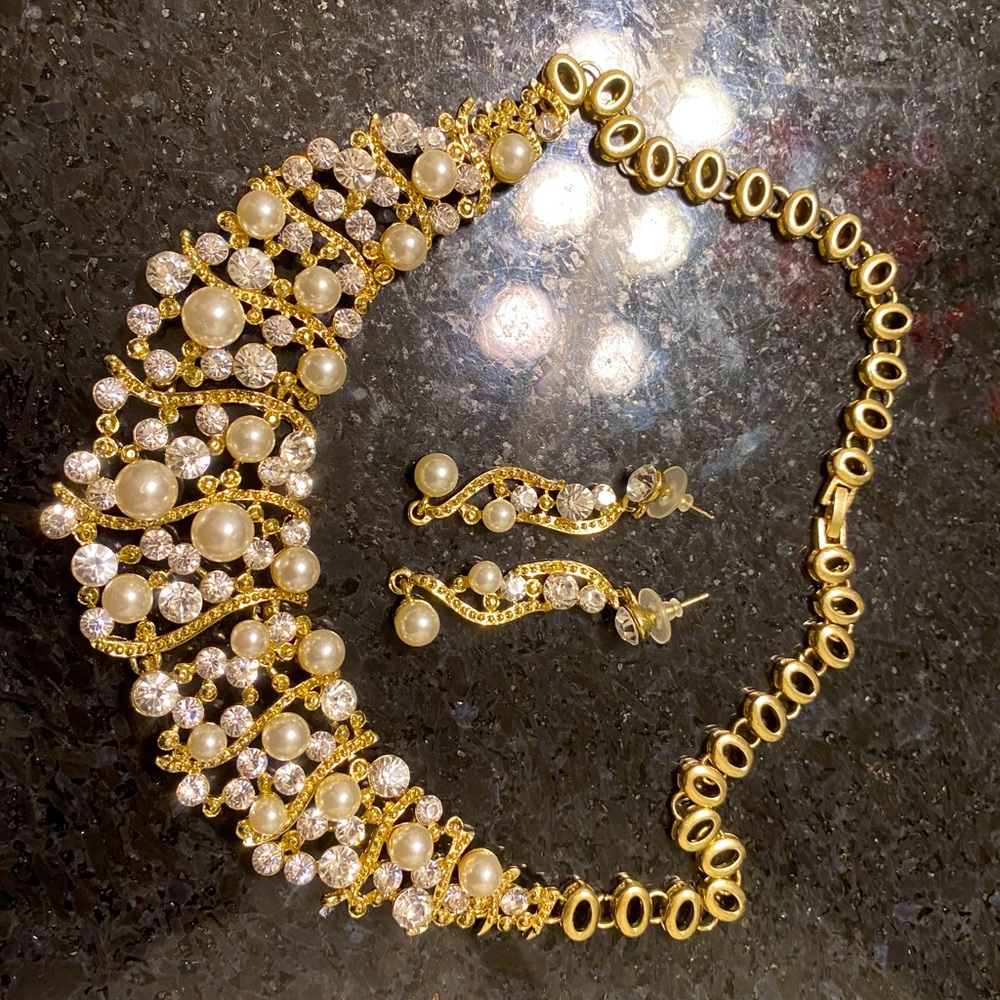 Heavy party wear necklace set